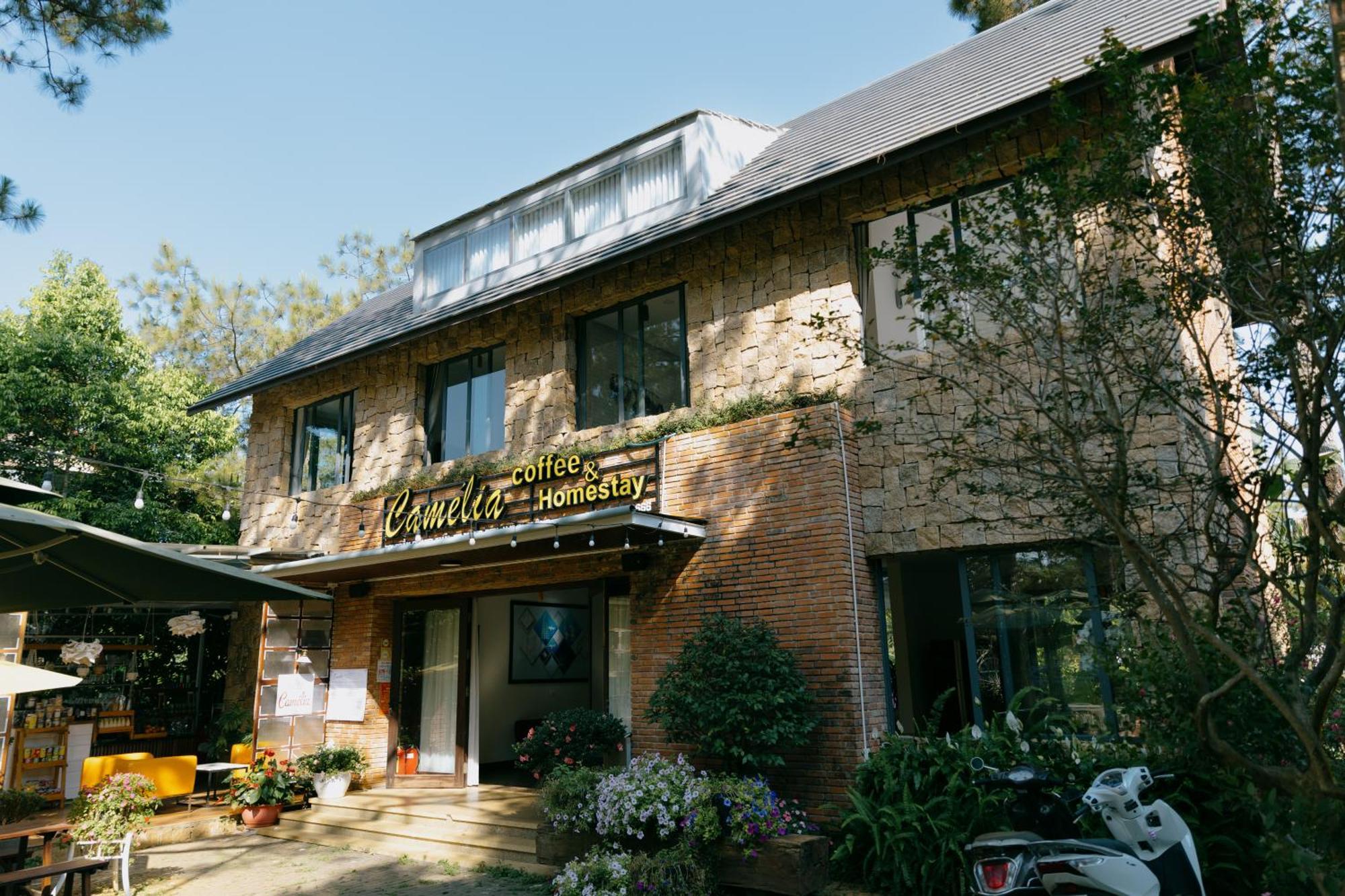 Camelia Coffee & Homestay Kon Von Kla Екстериор снимка