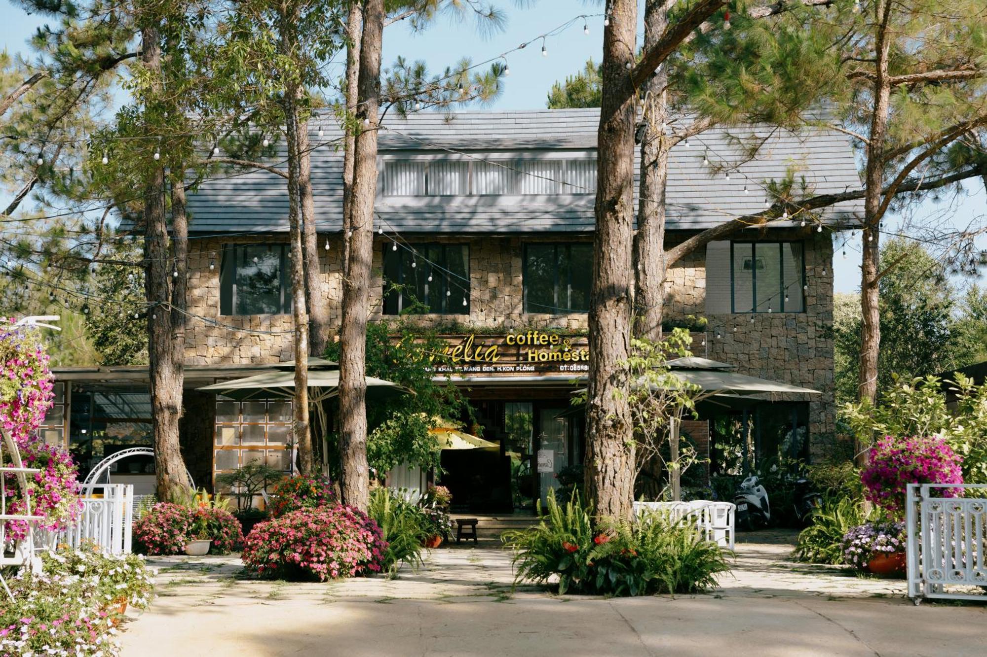 Camelia Coffee & Homestay Kon Von Kla Екстериор снимка